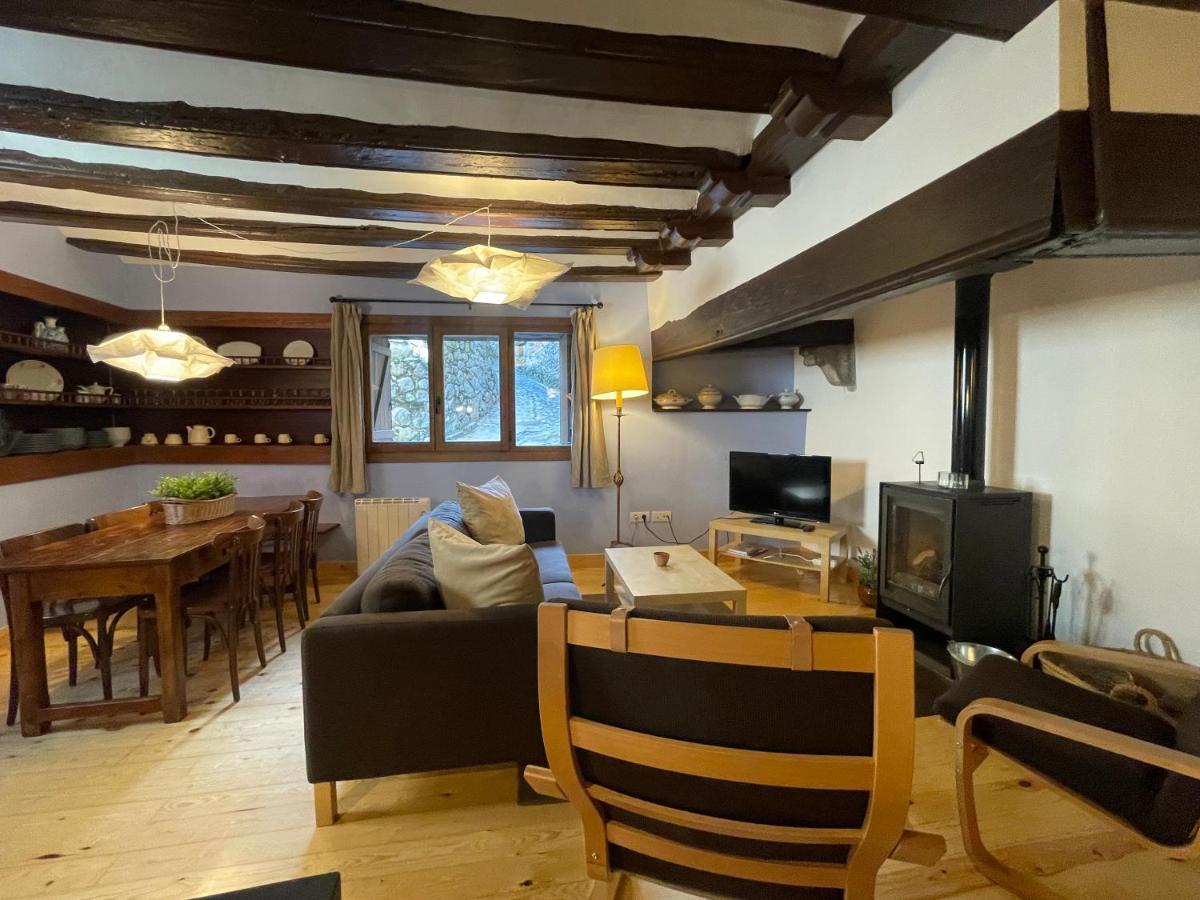 A04 - Apartamento Foc - Casa Mingot - Villmor Anciles 외부 사진