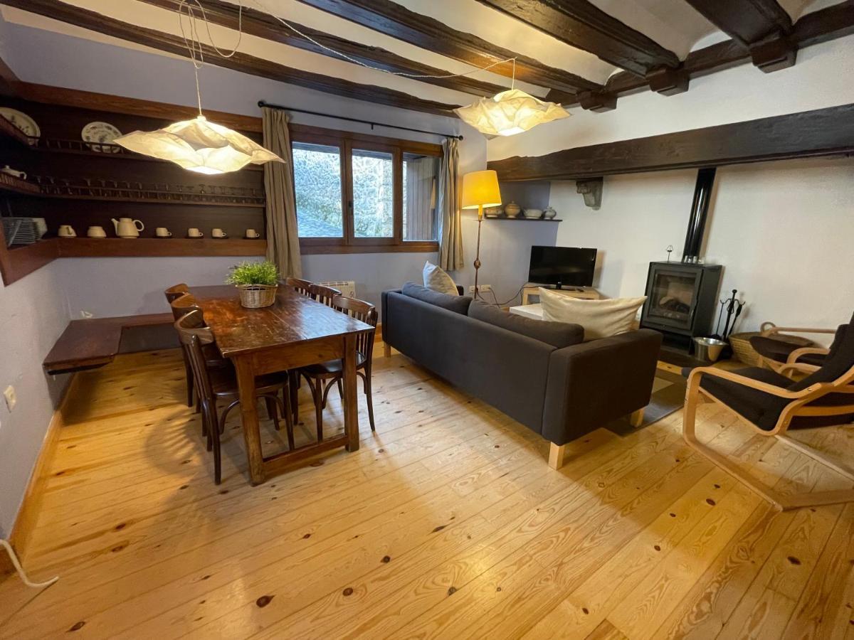 A04 - Apartamento Foc - Casa Mingot - Villmor Anciles 외부 사진